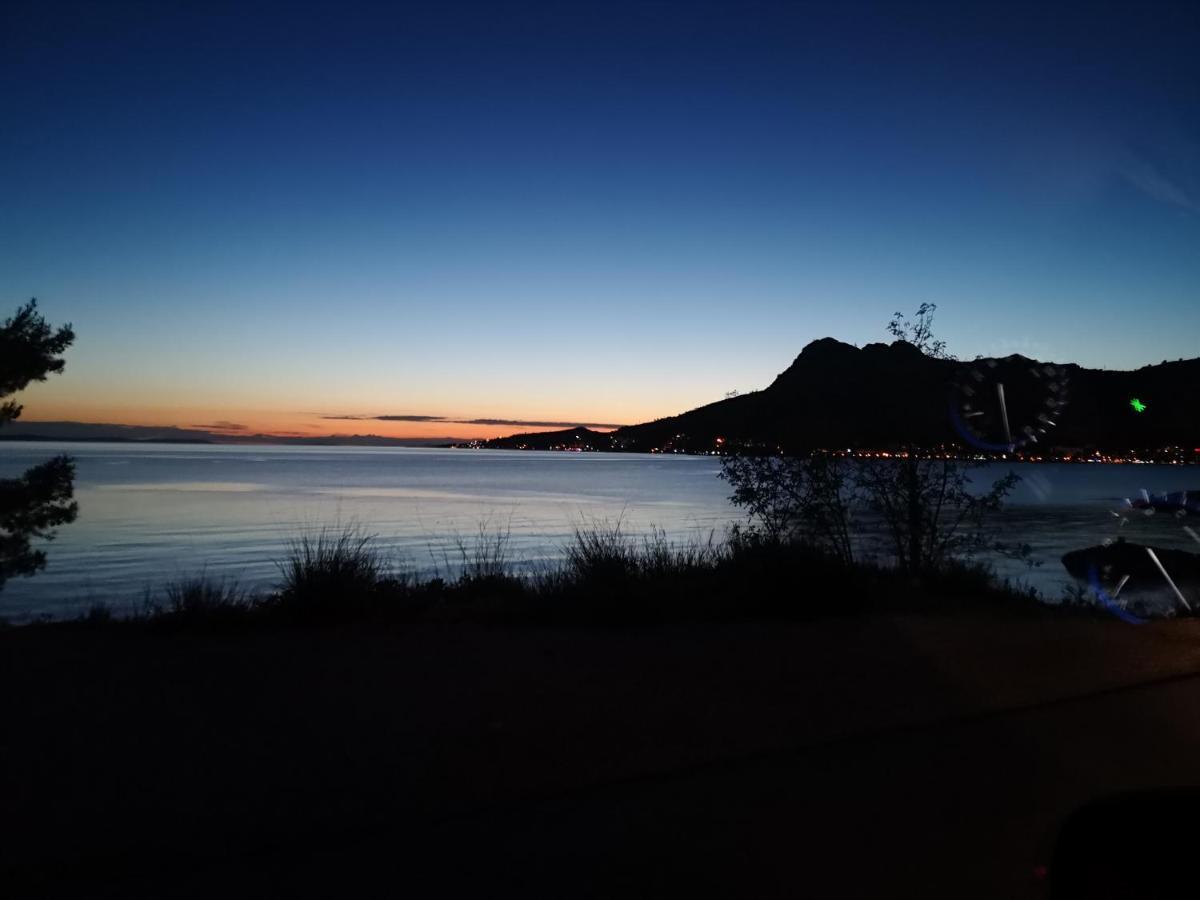 Vila Jadran 奥米什 外观 照片